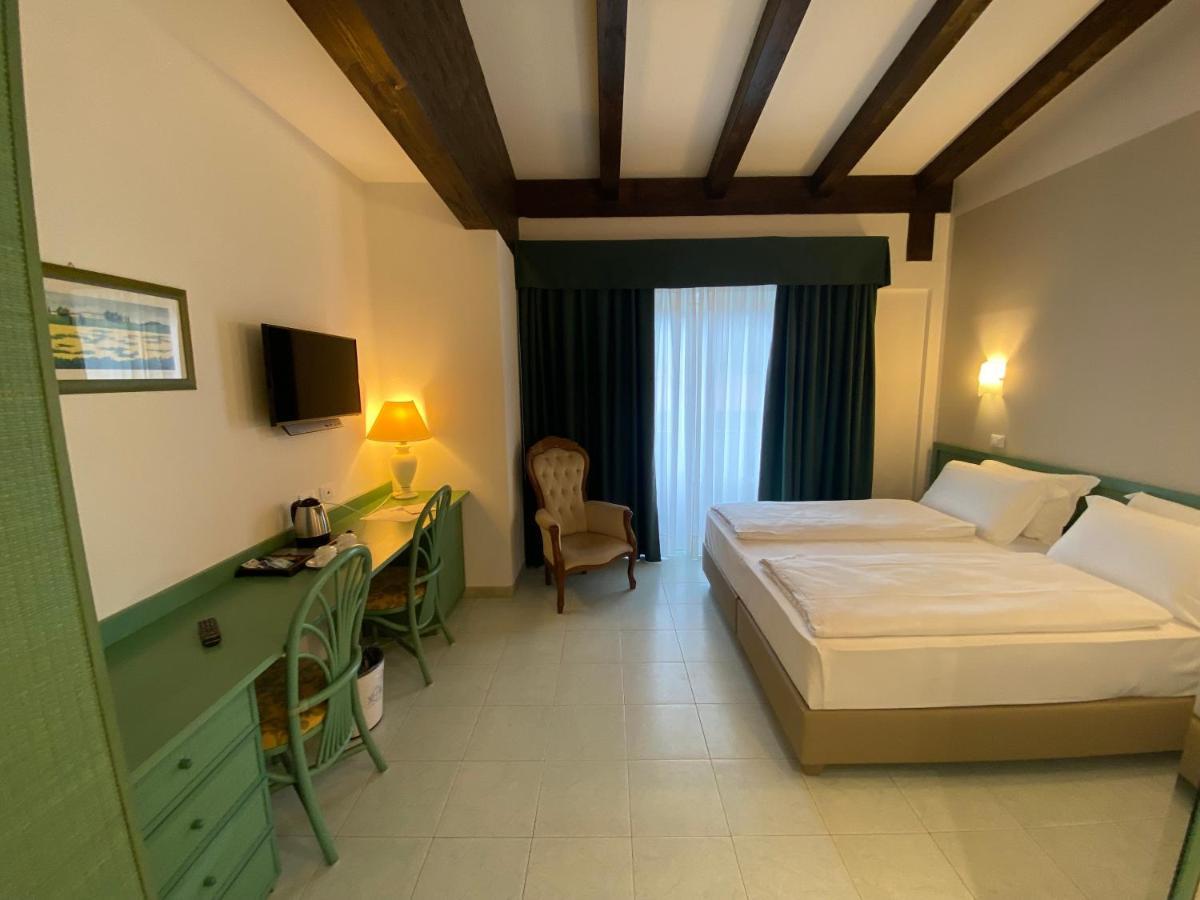 Tamerici Hotel 4*